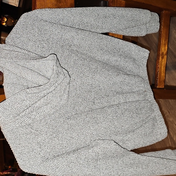 Youth girls sz small BKE waffle print hooded top. Super cute Like NEW!! - Picture 10 of 11